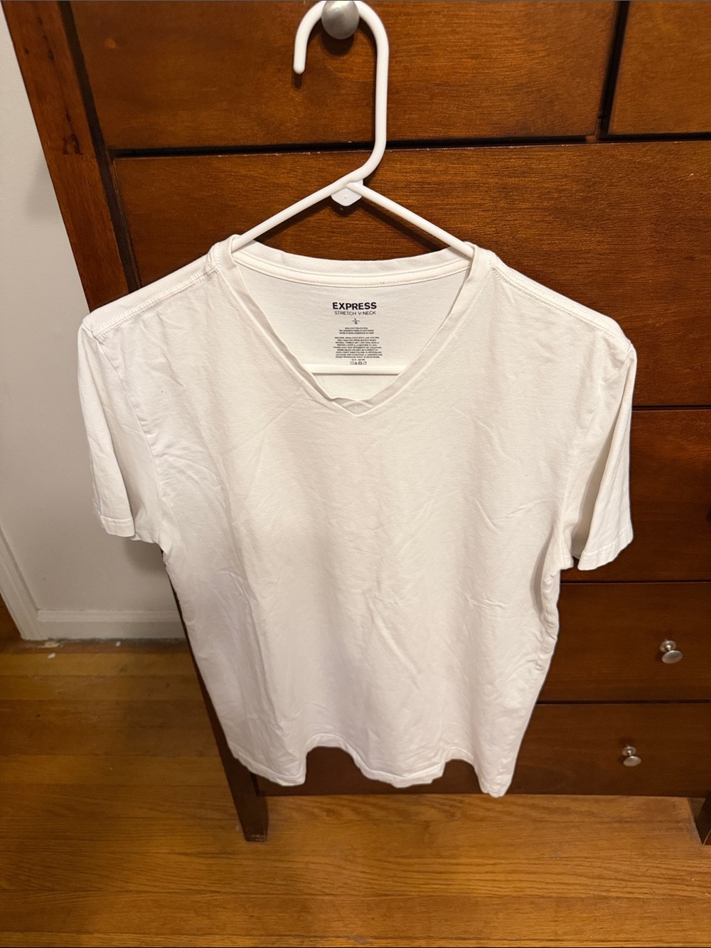 Express Mens White V-Neck Short Sleeve Stretch Tee